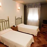 El Balcon Hotel *