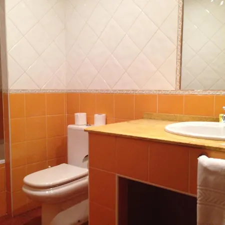 فندق El Balcon أفيليس