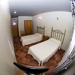 El Balcon فندق