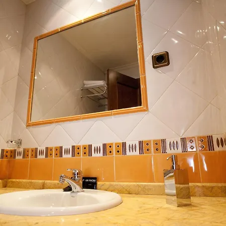 Hotel El Balcon Aviles
